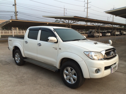 TOYOTA VIGO 4DR 2010 รถบ้านแท้ เพื่อนฝากขายครับ