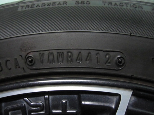 ขายล้อแม็กพร้อมยาง VIOS TRD V.3 ขอบ 15 มีตุ่มหน้ายาง