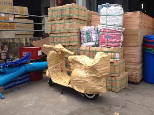 เอเซียทรานสปอร์ตเตอร์ บริการ เคลื่อน-ย้าย..ขน-ส่ง รถมอเตอร์ไซค์ ทุกประเภท เรามีบริการทั้งรถตู้และกระบะมีหลังคา