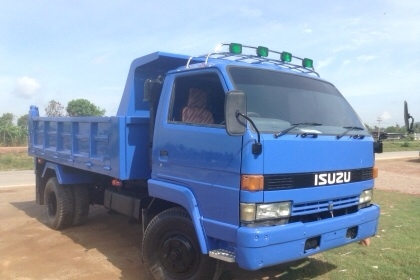 หกล้อดัมพ์ ISUZU ปี37 เครื่อง 160 HP ช่วงล่างใหญ่ เกียรใหญ่ หน้า-หลัง F (รถพร้อมใช้). 560,000 หกล้อดัมพ์ ISUZU ปี37 เครื่อง 160 HP ช่วงล่างใหญ่ เกียรใหญ่ หน้า-หลัง F (รถพร้อมใช้). 560,000