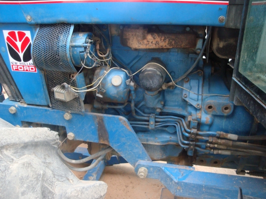 ขายรถไถฟอร์ด2เพลาปี2556