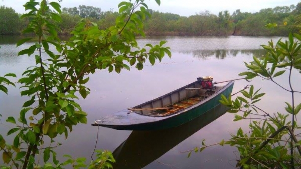 ขายเรือไฟเบอร์พร้อมเครื่องฮอนด้า5แรง