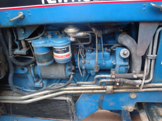 ขายรถไถฟอร์ด2เพลา3สูบปี2556 จัดไฟแนนท์ได้ 300000