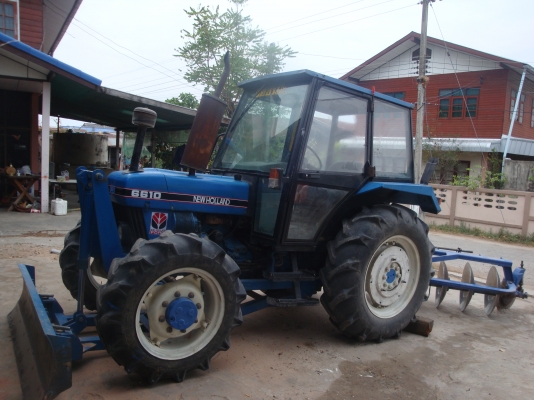 ขายรถไถฟอร์ด2เพลา3สูบปี2556 จัดไฟแนนท์ได้ 300000