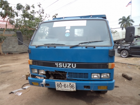 ขาย345000บาทรถ6ล้อดั้มอีซูซุNPRเครื่อง110แรง พวงมาลัยเพาเวอร์