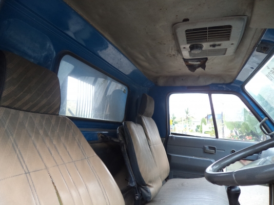 ขาย345000บาทรถ6ล้อดั้มอีซูซุNPRเครื่อง110แรง พวงมาลัยเพาเวอร์