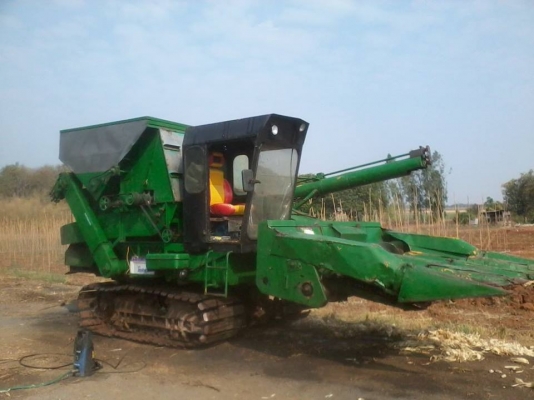 Johndeere Corn Header Johndeere Corn Header