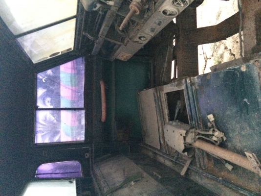 ฃายซากแลนโรเวอร์ ฃายซากแลนโรเวอร์