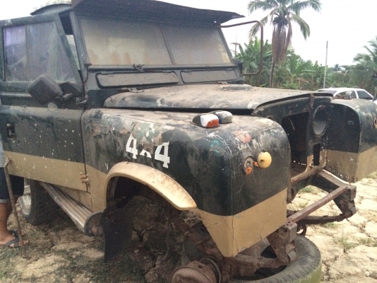 ฃายซากแลนโรเวอร์ ฃายซากแลนโรเวอร์