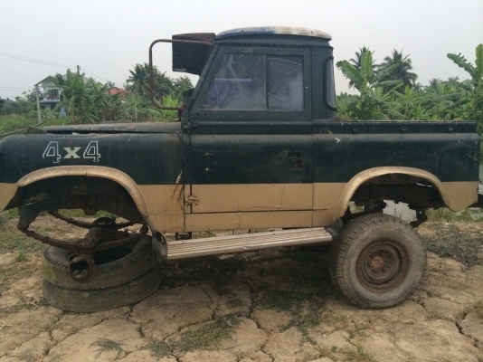 ฃายซากแลนโรเวอร์ ฃายซากแลนโรเวอร์