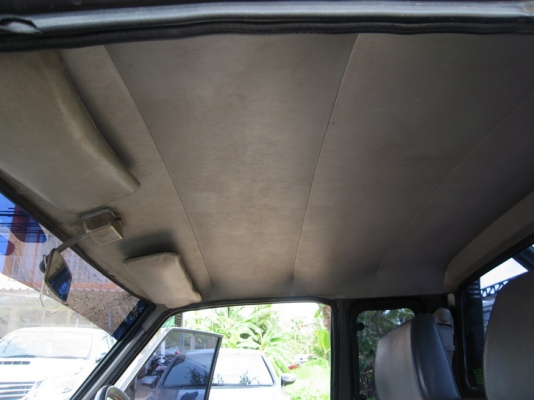 ขายรถ Mazda Familia 1300 ปี35 5เกียร์ ตามสภาพพร้อมใช้งาน