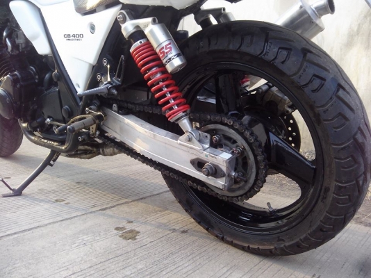 ขาย Honda cb 400 ปี 95 พร้อมทะเบียน เอกสารโอนพร้อม ของเหลวเปลี่ยนถ่ายใหม่หมดเครื่องไม่มีเยิ้ม ยางเต็ม ท่อ BEET Japan ผ้าเบรคเต็ม เครื่องดีไม่มีเกเร ขาย 110,000 บาท รถสวยครับรับประกัน สนใจสอบถามได้ครับ ยินดีตอบทุกรายละเอียด 0954933733 .....