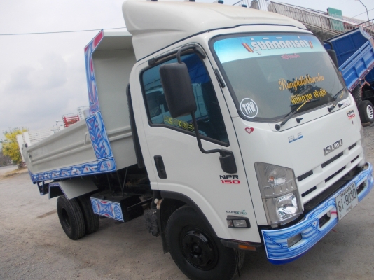 ขายรถดั้ม ISUZU NPR ตาตั้ง เครื่อง 4HK1  150 แรงม้า กระบอกดั้ม 4 ตัน กระบะยาว 4 เมตร กว้าง 2.20 เมตร สูง 1.30 เมตร