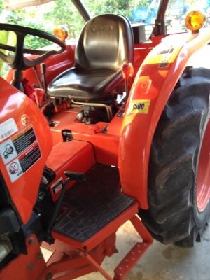 ขายคูโบต้ามือ 2 รุ่น L3608 สภาพสวยๆพร้อมใบมีดดันหน้าและผ่านหลัง เครื่องดี ชั่วโมงการทำงานน้อย 607 ชั่วโมง ขายคูโบต้ามือ 2 รุ่น L3608 สภาพสวยๆพร้อมใบมีดดันหน้าและผ่านหลัง เครื่องดี ชั่วโมงการทำงานน้อย 607 ชั่วโมง