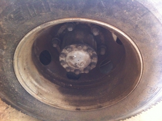 ช่วงล่าง Hino F รุ่นใหม่ พร้อมคานหน้า 6 น้อต สภาพพร้อมใช้ ราคาต่อรอง