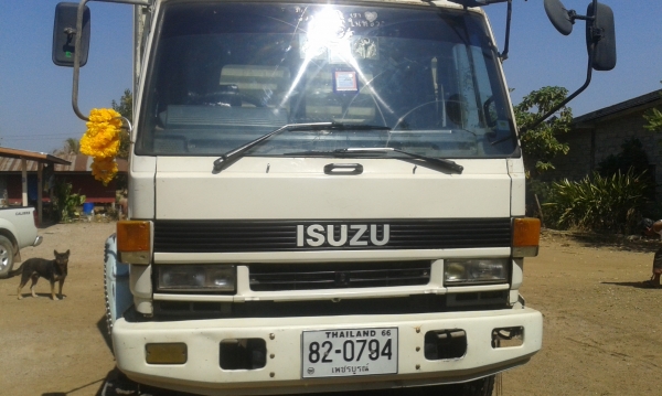 ขาย ISUZU FVM 195  แรงม้า รถห้างแท้ ต่อรองได้