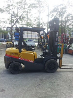 รถยกฟอร์คลิฟท์ FORKLIFT 3.0 ตัน Diesel ยกสูง 4.0 mm.งาสไลด์ ยางตัน