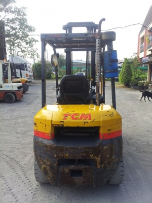 รถยกฟอร์คลิฟท์ FORKLIFT 3.0 ตัน Diesel ยกสูง 4.0 mm.งาสไลด์ ยางตัน