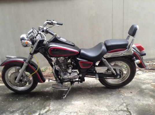 ธารนนทบุรี//ขายช๊อปเปอร์แนวๆซักคัน 150 cc รถสวยเก็บงานแล้วครับ ราคา38,000บาท ทะเบียนแท้