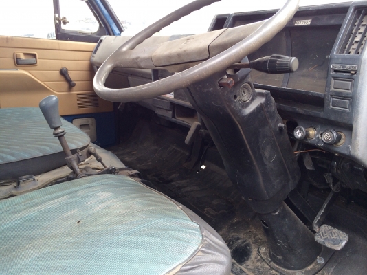 ขายISUZU NPR ยาว5เมตร พื้นเรียบ เป็นเหล็กครับ รถสวย พร้อมใช้ ขายISUZU NPR ยาว5เมตร พื้นเรียบ เป็นเหล็กครับ รถสวย พร้อมใช้