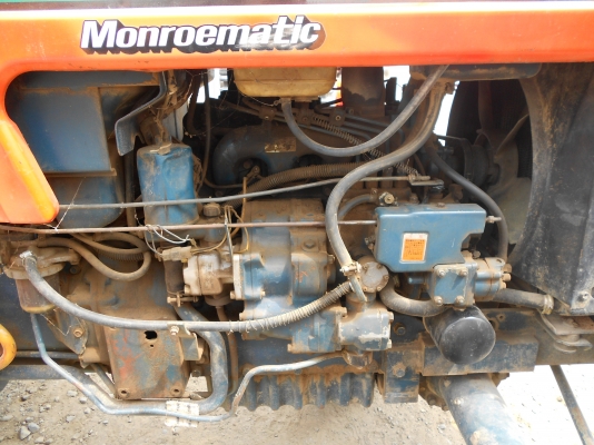 ขายแทรกเตอร์ คูโบต้า รุ่น ZL 4212 DT-M สองเพลา