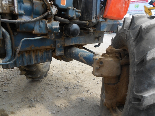 ขายแทรกเตอร์ คูโบต้า รุ่น ZL 4212 DT-M สองเพลา