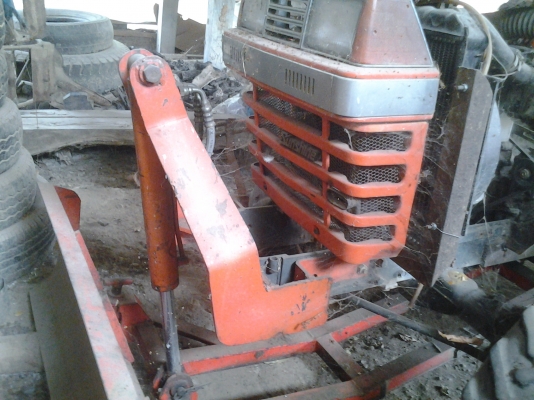 ขายรถไถ20แรงโฟวินใส่เครืองอีซูซุมีเครื่องเก่าแถมให้ ขายรถไถ20แรงโฟวินใส่เครืองอีซูซุมีเครื่องเก่าแถมให้