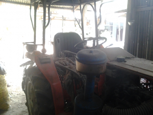 ขายรถไถ20แรงโฟวินใส่เครืองอีซูซุมีเครื่องเก่าแถมให้ ขายรถไถ20แรงโฟวินใส่เครืองอีซูซุมีเครื่องเก่าแถมให้