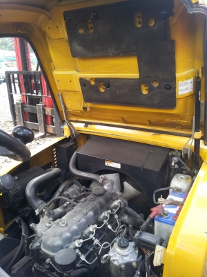 Forklift  TCM ขนาด 2.5 ตัน ดีเซล เกียร์อัตโนมัติ สูง 3.0 เมตร ยางตัน  รถยกฟอร์คลิฟท์ รับประกันหลังการขาย
