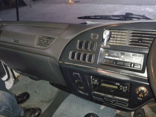 ขาย รถบรรทุก ติดเครน ISUZU DEAC