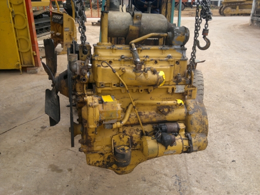 ขายเครื่องยนต์ CAT 3204 DI พร้อมเกียร์,รถตัก,แทรคเตอร์
