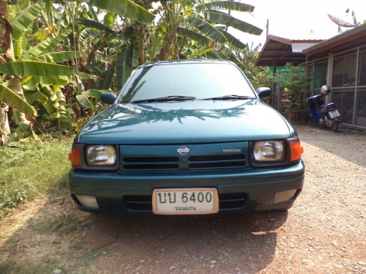 ขาย NV Queencab ปี 99 - LPG ครับ