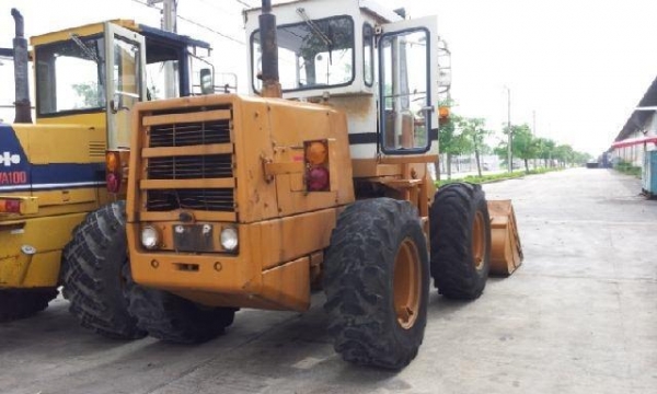 ขายด่วน!!! รถตักล้อยาง KOMATSU รุ่น 510 ซีเรียล 12422 ราคาพิเศษ ราคาต่อรองได้ นำเข้าจากญี่ปุ่น ขายด่วน!!! รถตักล้อยาง KOMATSU รุ่น 510 ซีเรียล 12422 ราคาพิเศษ ราคาต่อรองได้ นำเข้าจากญี่ปุ่น