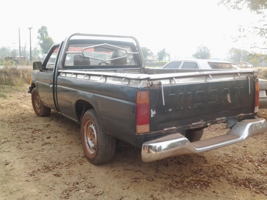 NISSAN BIG M TD25 กะบะเลส ภายในสวย เครื่องดี แชสชีงาม