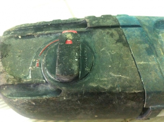 สว่านโรตารี่2ระบบ BOSCH รุ่น GBH2-23E สภาพใหม่ แท้100\% ราคาถูกๆ