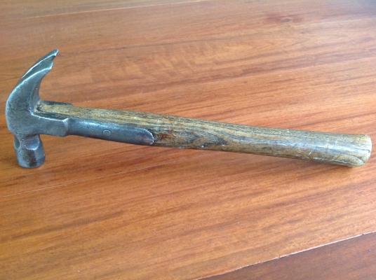 ขายค้อน Antique Hand Forged Late Victorian อายุร่วม 100 ปีเศษ ขายค้อน Antique Hand Forged Late Victorian อายุร่วม 100 ปีเศษ