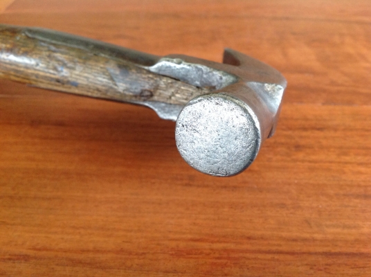 ขายค้อน Antique Hand Forged Late Victorian อายุร่วม 100 ปีเศษ ขายค้อน Antique Hand Forged Late Victorian อายุร่วม 100 ปีเศษ