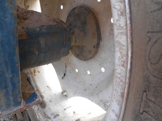 ขายถูก เอาไปแบ่งกันใช้