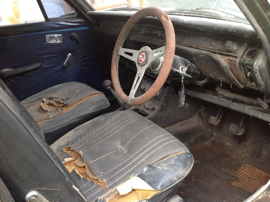 ขาย Corolla RT 60 Mark II ราคา 30,000 บาท เล่มทะเบียน ชุดโอนครบ ขาย Corolla RT 60 Mark II ราคา 30,000 บาท เล่มทะเบียน ชุดโอนครบ