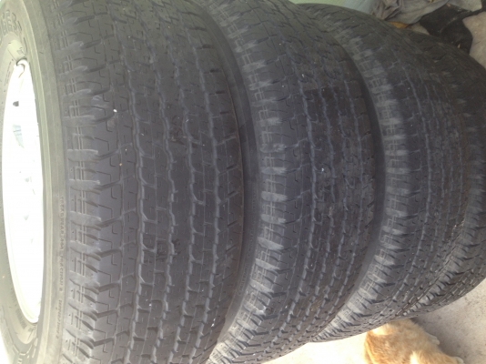 ขายล้อแม็กเดิมปาเจโร่ ขอบ 16 พร้อมยางบริดสโตน 265/70/16 ปลายปี 11 ขายล้อแม็กเดิมปาเจโร่ ขอบ 16 พร้อมยางบริดสโตน 265/70/16 ปลายปี 11