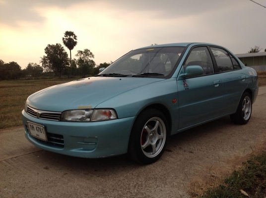 ขาย Lancer ท้ายเบนซ์ เกียร์ธรรมดา เครื่องนิ่ม ไม่มีเยิ้ม