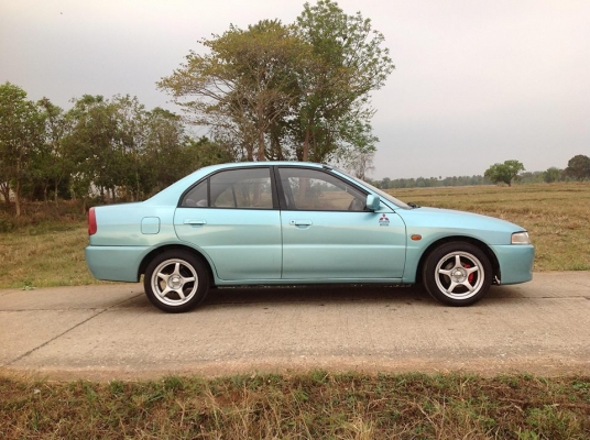 ขาย Lancer ท้ายเบนซ์ เกียร์ธรรมดา เครื่องนิ่ม ไม่มีเยิ้ม