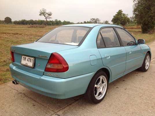 ขาย Lancer ท้ายเบนซ์ เกียร์ธรรมดา เครื่องนิ่ม ไม่มีเยิ้ม