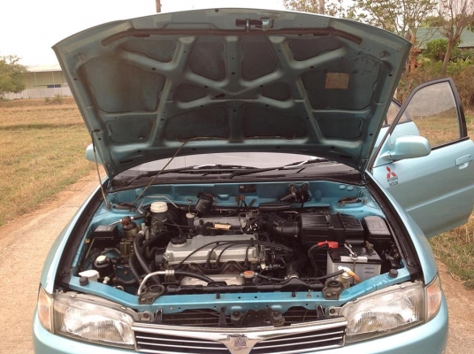 ขาย Lancer ท้ายเบนซ์ เกียร์ธรรมดา เครื่องนิ่ม ไม่มีเยิ้ม