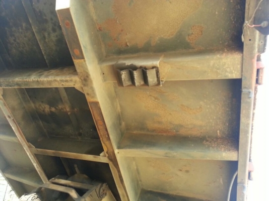 รถอีซูซุ 10 ล้อดั้ม FXZ 270 แรงม้า. ปี 51   ( ขายแม่ , ลูก )  สนใจติดต่อ 081 - 6079515