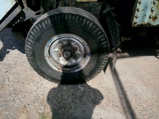 รถอีซูซุ 4 ล้อ รั้ว NKR 88 แรงม้า. ปี 39 สนใจติดต่อ 081 - 6079515 รถอีซูซุ 4 ล้อ รั้ว NKR 88 แรงม้า. ปี 39 สนใจติดต่อ 081 - 6079515