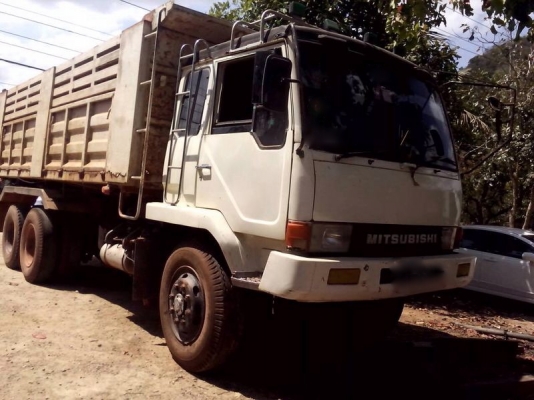 รถมิตซู 10 ล้อดั้ม FN 527 - TD  195 แรงม้า.  ปี 36   ( ไม่มีเล่มทะเบียน. )  สนใจติดต่อ  081 - 6079515
