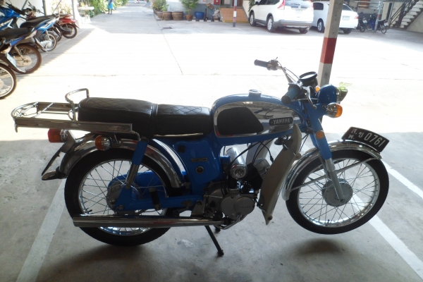 ขายyamaha yl2 ทะเบียนเเท้ + ชุดโอน (บัตรประชาชนหมดอายุ) ราคา 20000 บาท โทร 085-6589674