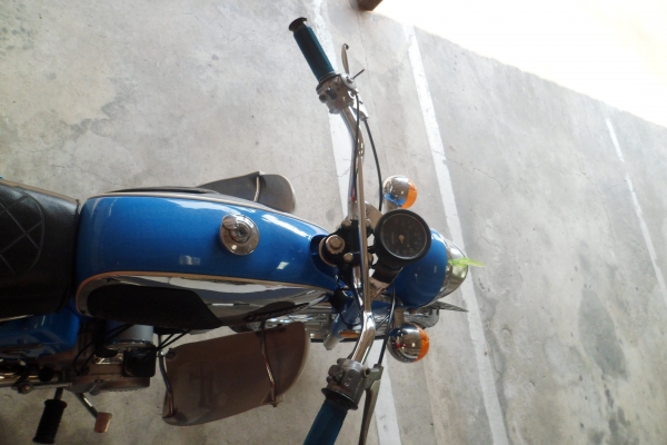 ขายyamaha yl2 ทะเบียนเเท้ + ชุดโอน (บัตรประชาชนหมดอายุ) ราคา 20000 บาท โทร 085-6589674