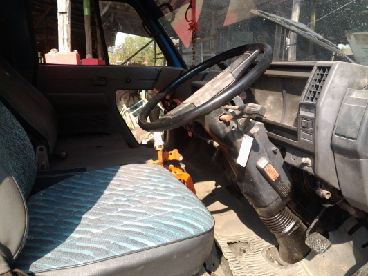 ขาย iSUZU เครื่อง 4BE1 ยาว 5 เมตร เครื่องดีมากๆแชชซีไม่มีบวมครับ ขาย iSUZU เครื่อง 4BE1 ยาว 5 เมตร เครื่องดีมากๆแชชซีไม่มีบวมครับ